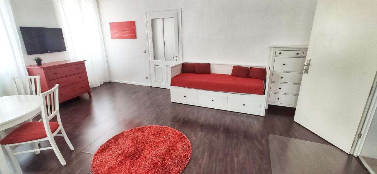 Helle Zweiraumwohnung In Wohngebiet Wiedeń Zewnętrze zdjęcie