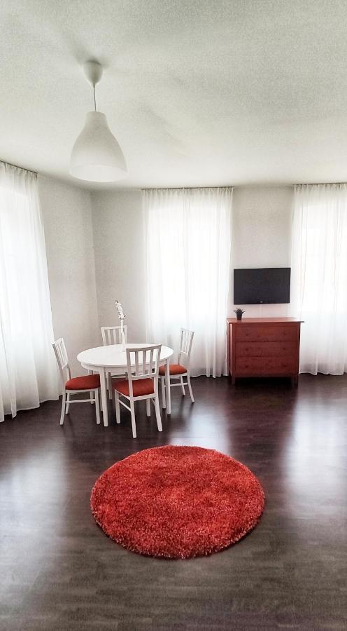 Helle Zweiraumwohnung In Wohngebiet Wiedeń Zewnętrze zdjęcie