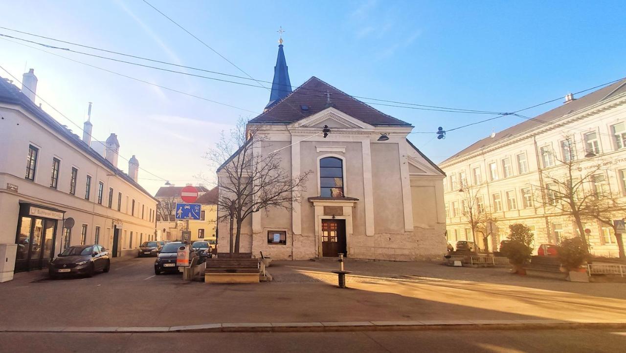 Helle Zweiraumwohnung In Wohngebiet Wiedeń Zewnętrze zdjęcie